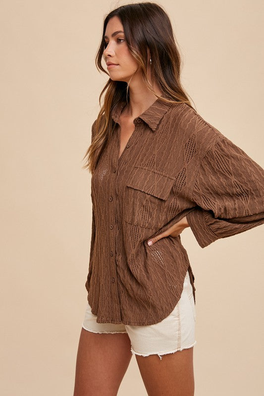 Features: Openwork, Buttoned, Pocketed, High-Low
Sheer: Opaque
Stretch: No stretch
Material composition: 65% cotton, 35% polyester
Care instructions: Machine wash cold. Tumble dry low.
Product measurements:
S:Bust 34-36 in, Waist 26-28 in
M:Bust 37-38 in, Waist 29-31 in
L:Bust 39-40 in, Waist 32-33 in
XL:Bust 41-42 in, Waist 34-35 in
