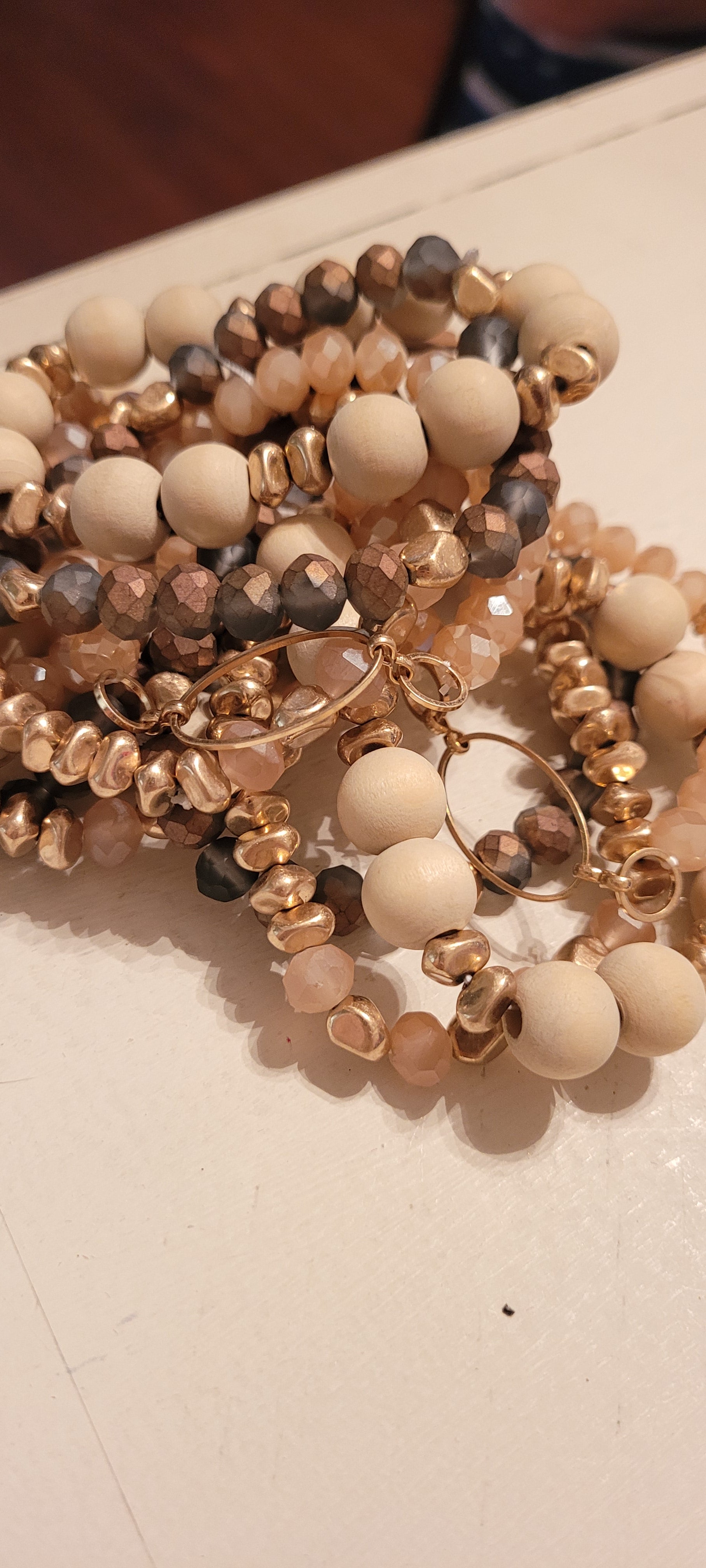 Set of 4 stretchy stackable bracelets Glass & wood beads