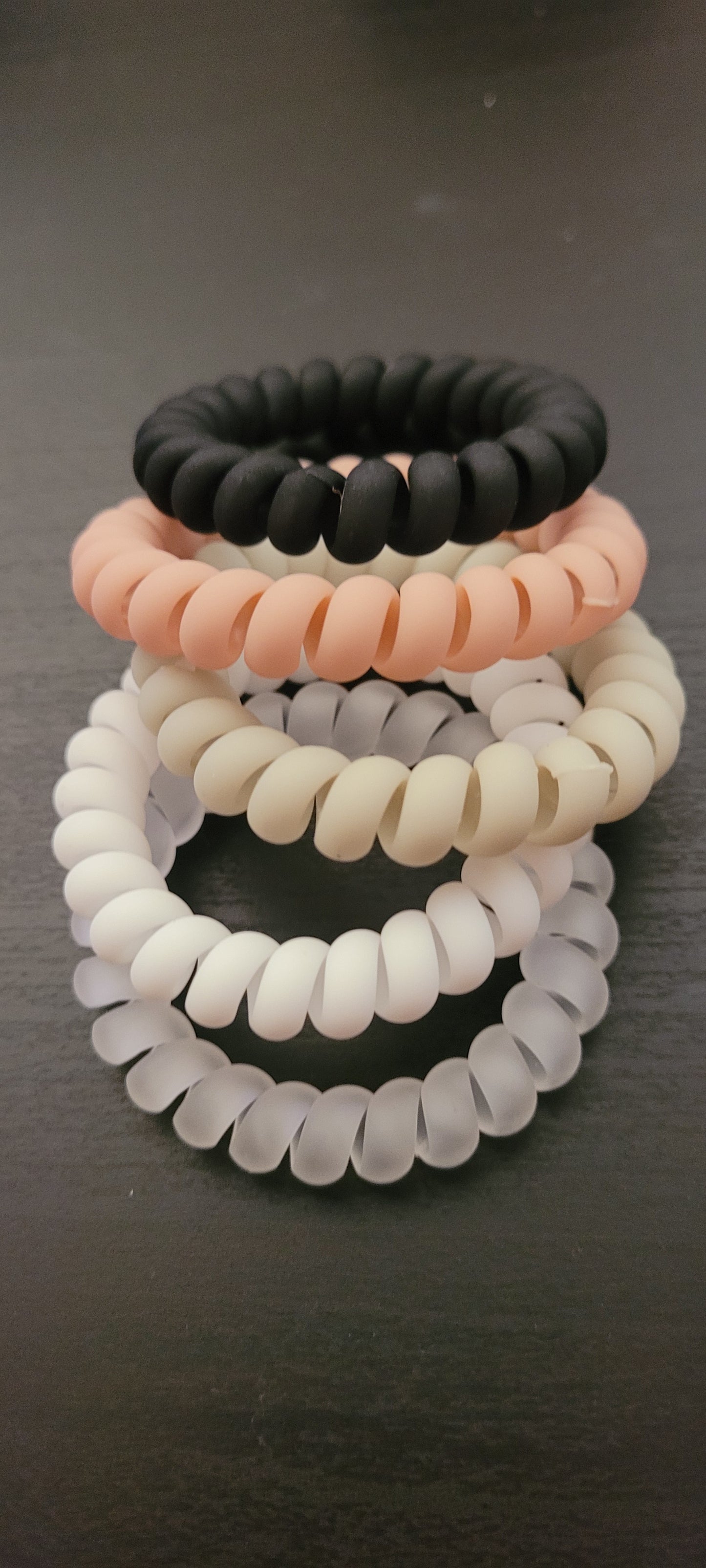 Boho hair tie coil (1: clear, 1: white, 1: black, 1: khaki, 2: dusty rose) Easy way to pull your hair up without pulling your hair out Wear as a bracelet
