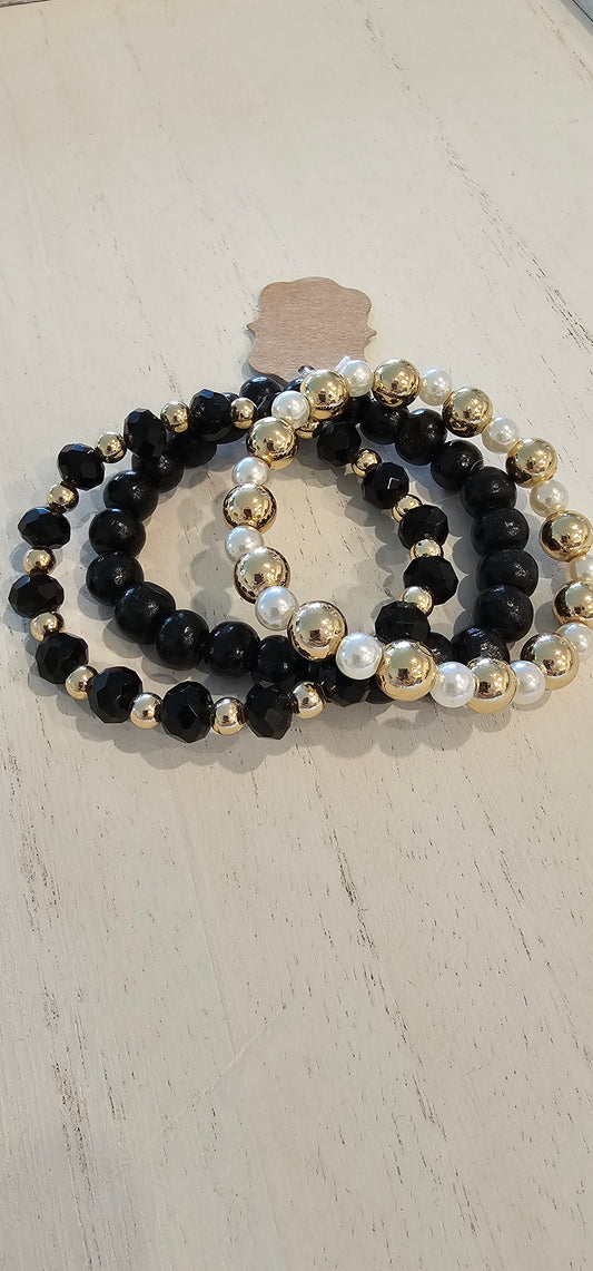 Set of 3 stretchy stackable bracelets Wood & glass beads