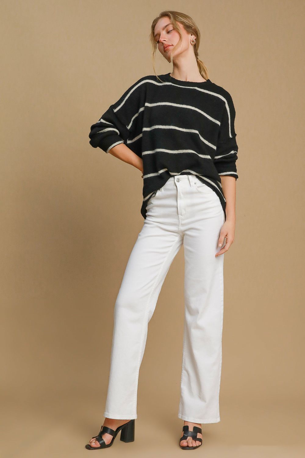 Features: Basic style, Ribbed
Stretch: Slightly stretchy
Material composition: 44% polyester, 30% acrylic, 20% nylon, 6% wool
Care instructions: Machine wash cold. Tumble dry low.
Product measurements:
S:Bust 35-36 in, Waist 27-28 in
M:Bust 37-38 in, Waist 29-30 in
L:Bust 39-40 in, Waist 31-32 in