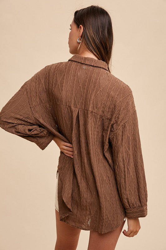 Features: Openwork, Buttoned, Pocketed, High-Low
Sheer: Opaque
Stretch: No stretch
Material composition: 65% cotton, 35% polyester
Care instructions: Machine wash cold. Tumble dry low.
Product measurements:
S:Bust 34-36 in, Waist 26-28 in
M:Bust 37-38 in, Waist 29-31 in
L:Bust 39-40 in, Waist 32-33 in
XL:Bust 41-42 in, Waist 34-35 in
