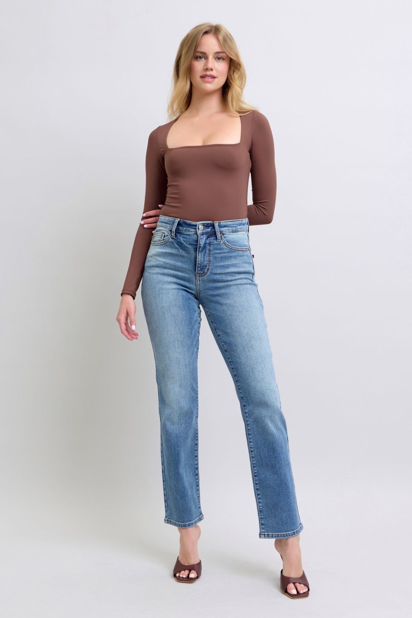 Features: Thermal Lining
Stretch: Moderate stretch
Material composition: 93.7% cotton, 5% polyester, 1.3% spandex
Care instructions: Machine wash cold. Tumble dry low.
Made in Vietnam
Product Measurements (Measurements by inches) & Size Conversion