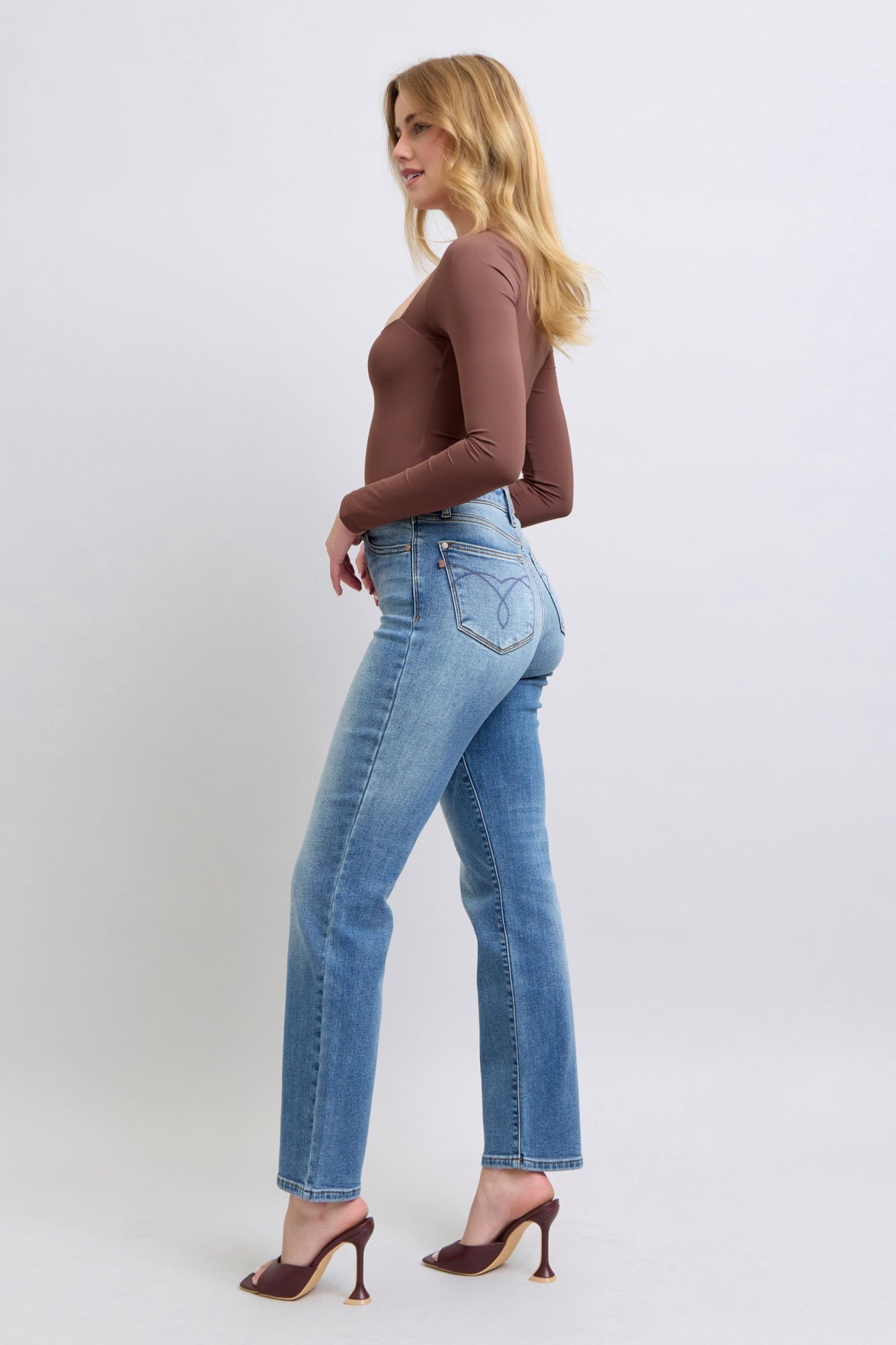Features: Thermal Lining
Stretch: Moderate stretch
Material composition: 93.7% cotton, 5% polyester, 1.3% spandex
Care instructions: Machine wash cold. Tumble dry low.
Made in Vietnam
Product Measurements (Measurements by inches) & Size Conversion
