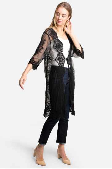 Make a statement in the "Denise Black Lace Kimono"! This beautiful piece features intricate lace with an eye-catching peacock design, flowy sleeves, and a tie front. Look fabulous while also feeling comfortable - perfect for any occasion! One sizes fits most.