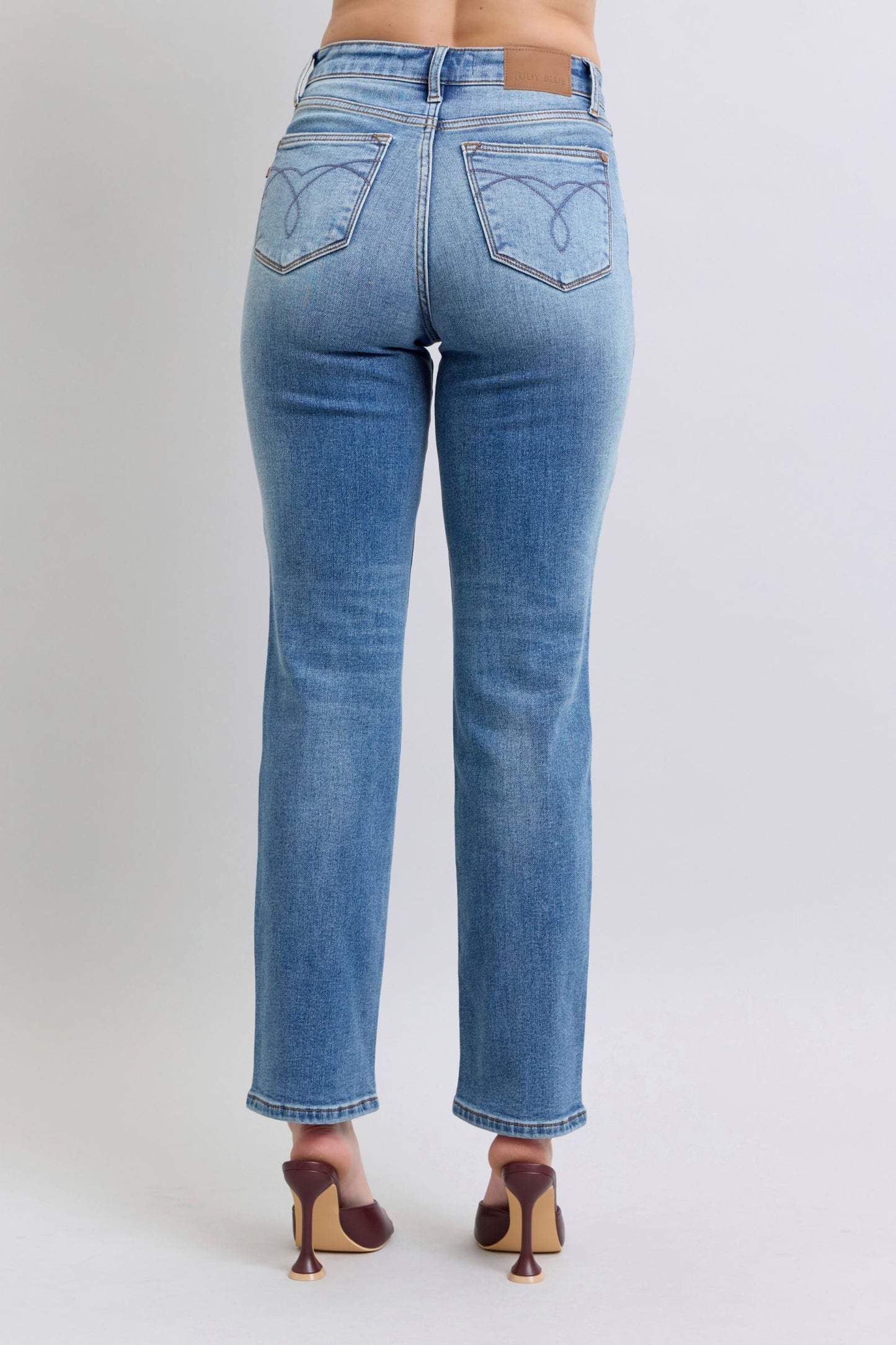Features: Thermal Lining
Stretch: Moderate stretch
Material composition: 93.7% cotton, 5% polyester, 1.3% spandex
Care instructions: Machine wash cold. Tumble dry low.
Made in Vietnam
Product Measurements (Measurements by inches) & Size Conversion