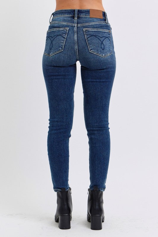 Features: Basic style
Waist line: Mid waist
Stretch: Moderate stretch
Material composition: 93.7% cotton, 5% polyester, 1.3% spandex
Care instructions: Machine wash cold. Tumble dry low.
Product Measurements (Measurements by inches) & Size Conversion
