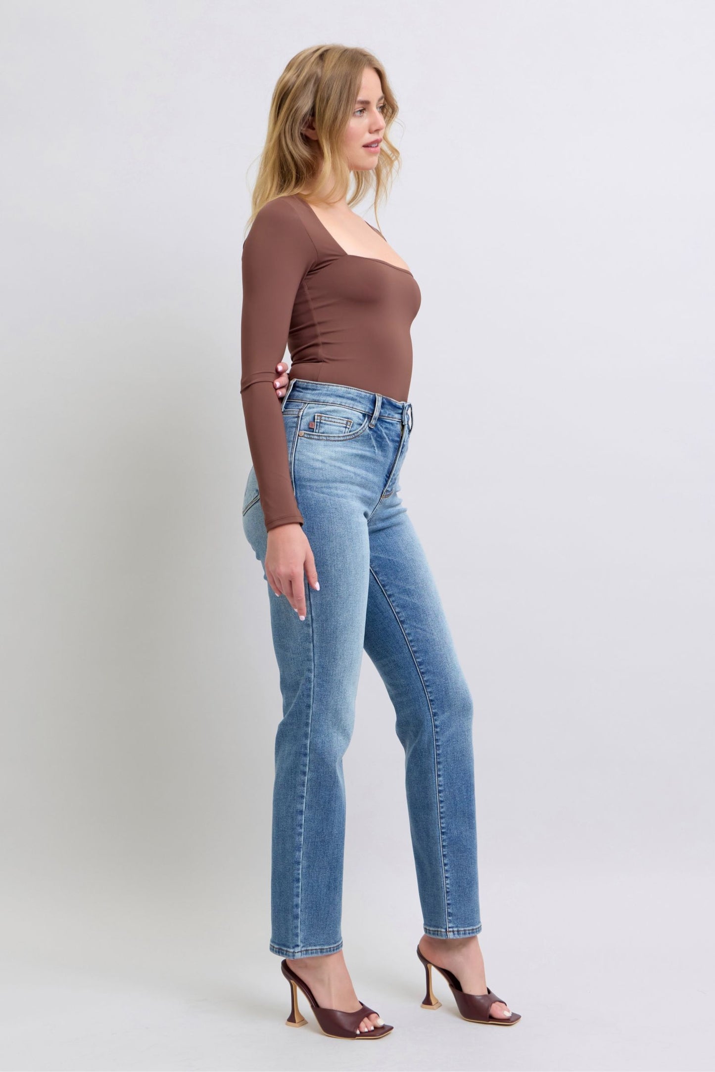 Features: Thermal Lining
Stretch: Moderate stretch
Material composition: 93.7% cotton, 5% polyester, 1.3% spandex
Care instructions: Machine wash cold. Tumble dry low.
Made in Vietnam
Product Measurements (Measurements by inches) & Size Conversion