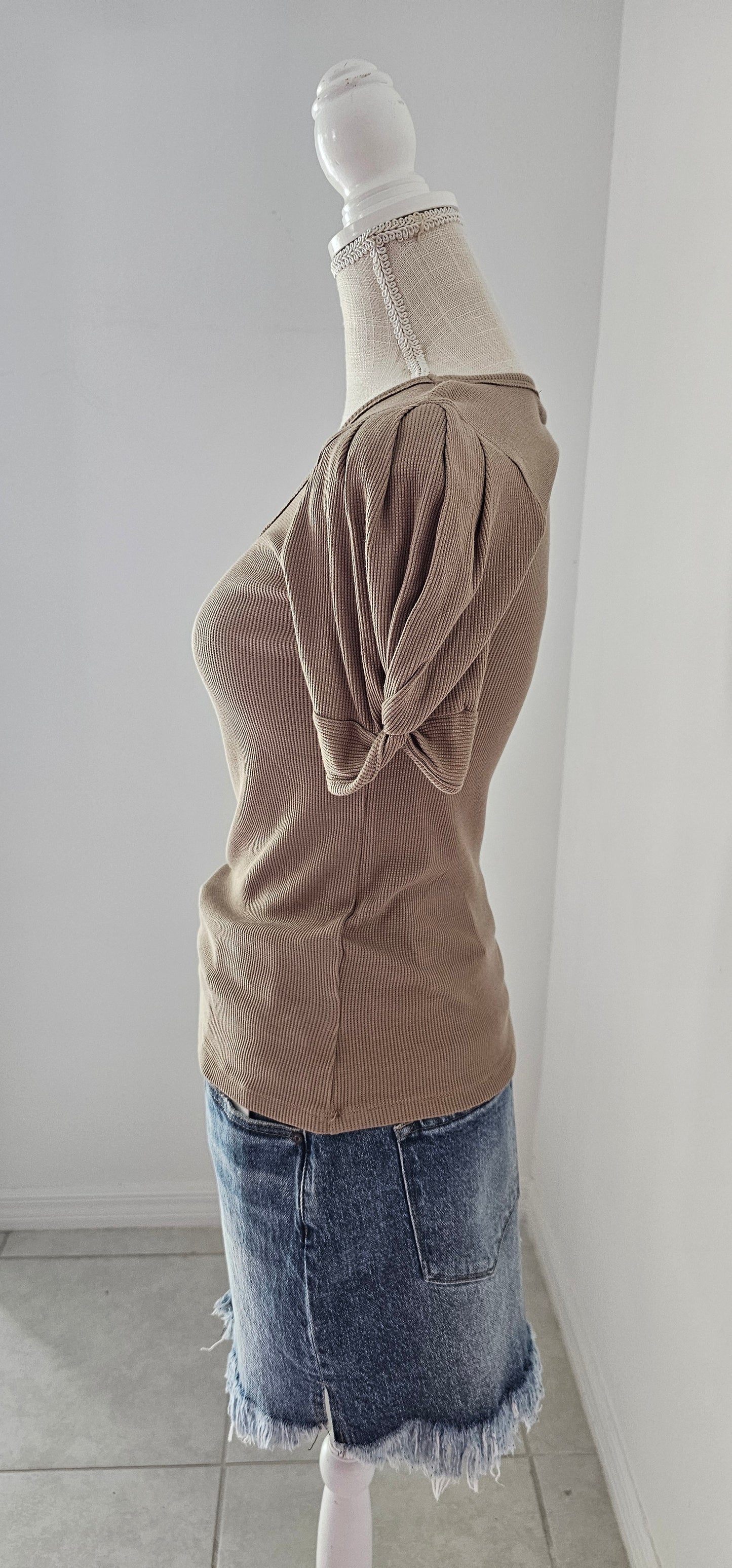 Oakley Bubble Sleeve Top - Light Dusty Olive