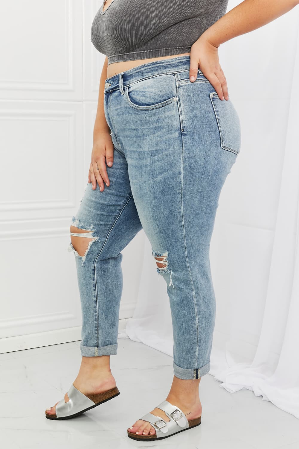 *Exclusively Online* Malia Mid Rise Boyfriend Jeans