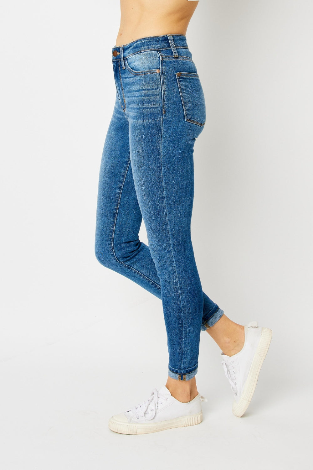 Add a touch of modern flair to your denim collection with these cuffed hem skinny jeans, the perfect balance of style and comfort. The cuffed hem detail gives these skinny jeans a trendy look that is versatile for various outfits. With a flattering slim fit, these jeans hug your curves in all the right places while providing a sleek silhouette. 0 - 24W
