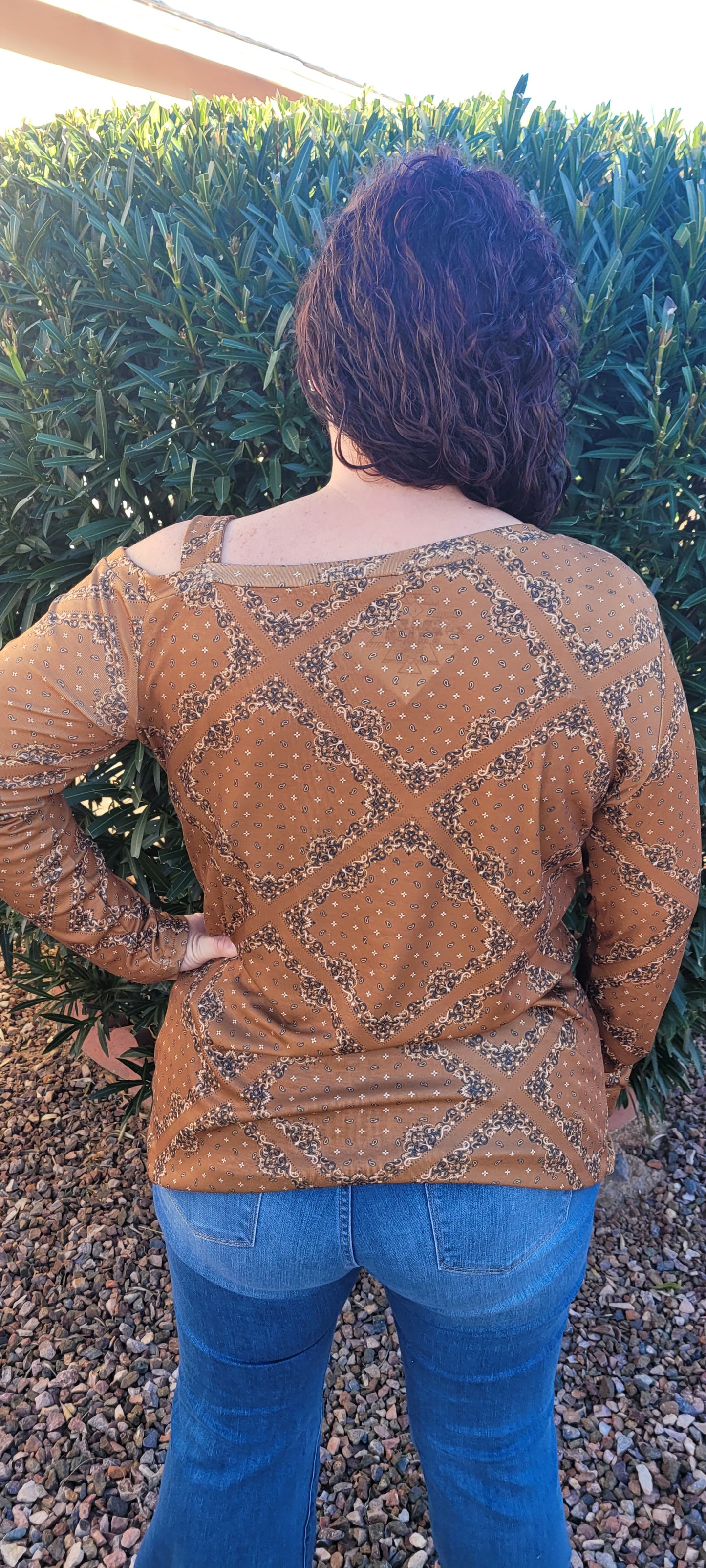 These flare denim jeans are ultra high rise super flare, medium wash, and very stretchy. The stretch level is a 3. Refer to chart below. A great staple piece for your wardrobe. Go in style girl! You've go this!!