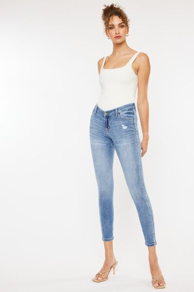 The High Waist Cat's Whiskers Skinny Jeans are a fashionable and figure-flattering choice for your wardrobe. These jeans feature a high waist design that accentuates your curves and elongates your silhouette. The "cat's whiskers" distressing adds a touch of edgy and vintage-inspired style to the skinny fit.