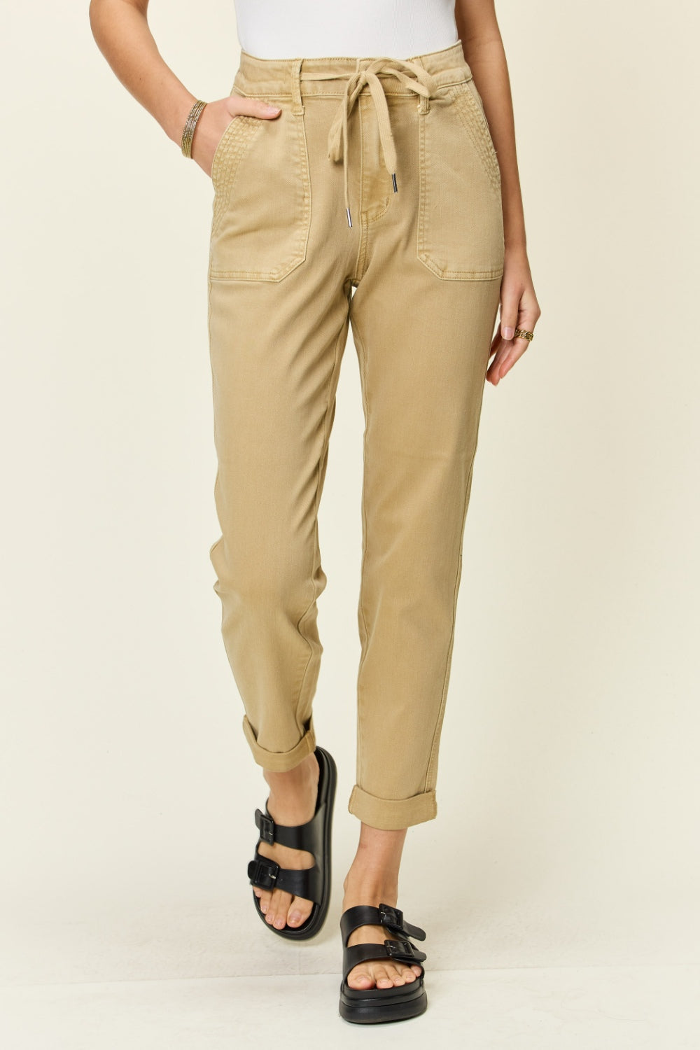 These high waist jogger jeans combine the comfort of joggers with the style of jeans, creating a versatile and trendy piece for your wardrobe. The high waist design provides a flattering fit and enhances your curves. Made from quality denim material, these jogger jeans are both comfortable and durable for everyday wear. 0 - 24W