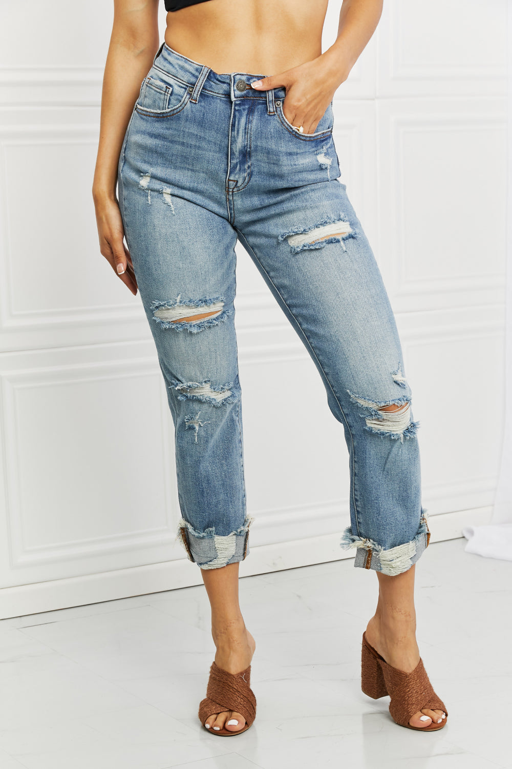 *Exclusively Online* Leilani Distressed Straight Leg Jeans