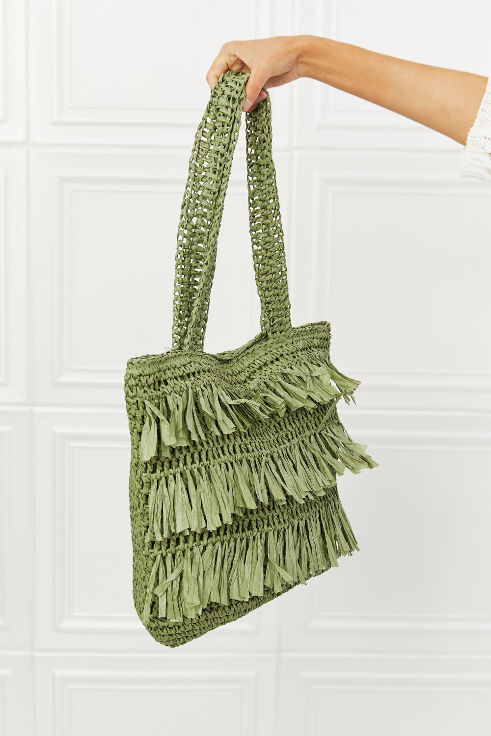 *Exclusively Online* Straw Fringe Straw Tote Bag