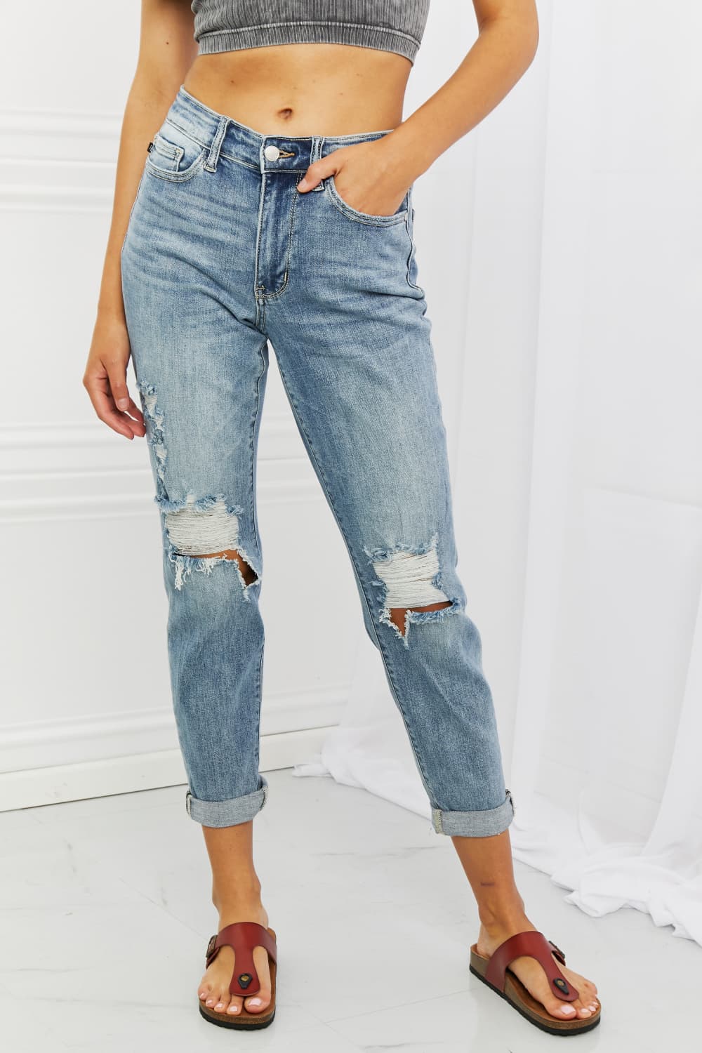 *Exclusively Online* Malia Mid Rise Boyfriend Jeans