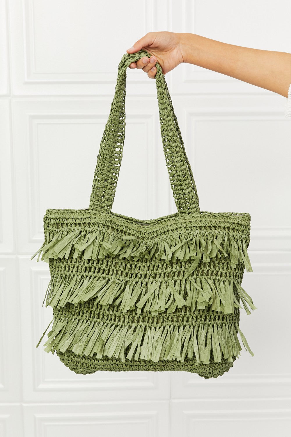 *Exclusively Online* Straw Fringe Straw Tote Bag