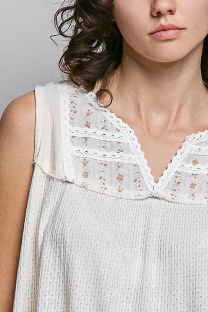 Lace Detail Floral Double Gauze Patch Sleeveless Top - Exclusively