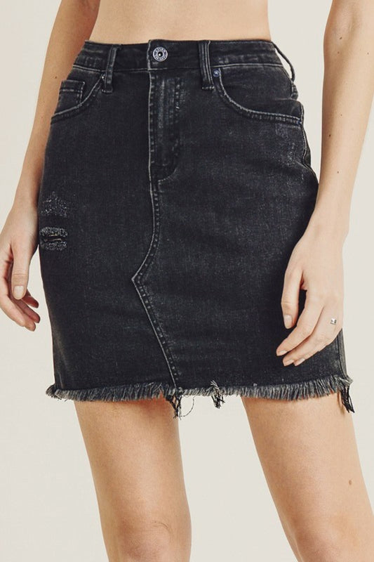 This Frayed Hem Denim Skirt is a stylish and versatile piece for your wardrobe. The frayed hem adds a touch of edgy and casual detail to the classic denim skirt design. Made from a durable and comfortable denim material, this skirt is perfect for everyday wear. S  - XL