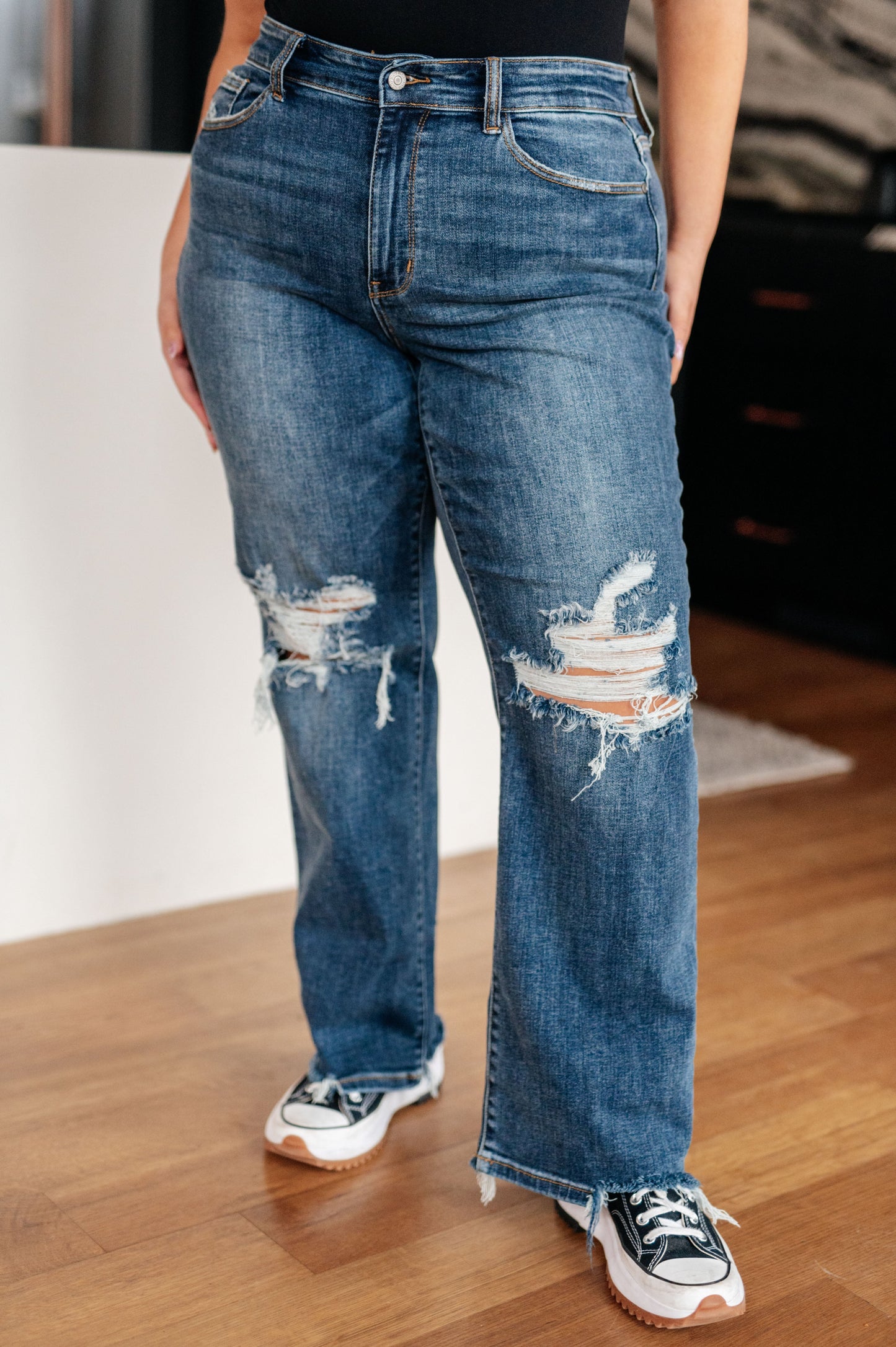 Rose High Rise 90's Straight Jeans in Dark Wash - Judy Blue - Exclusively Online