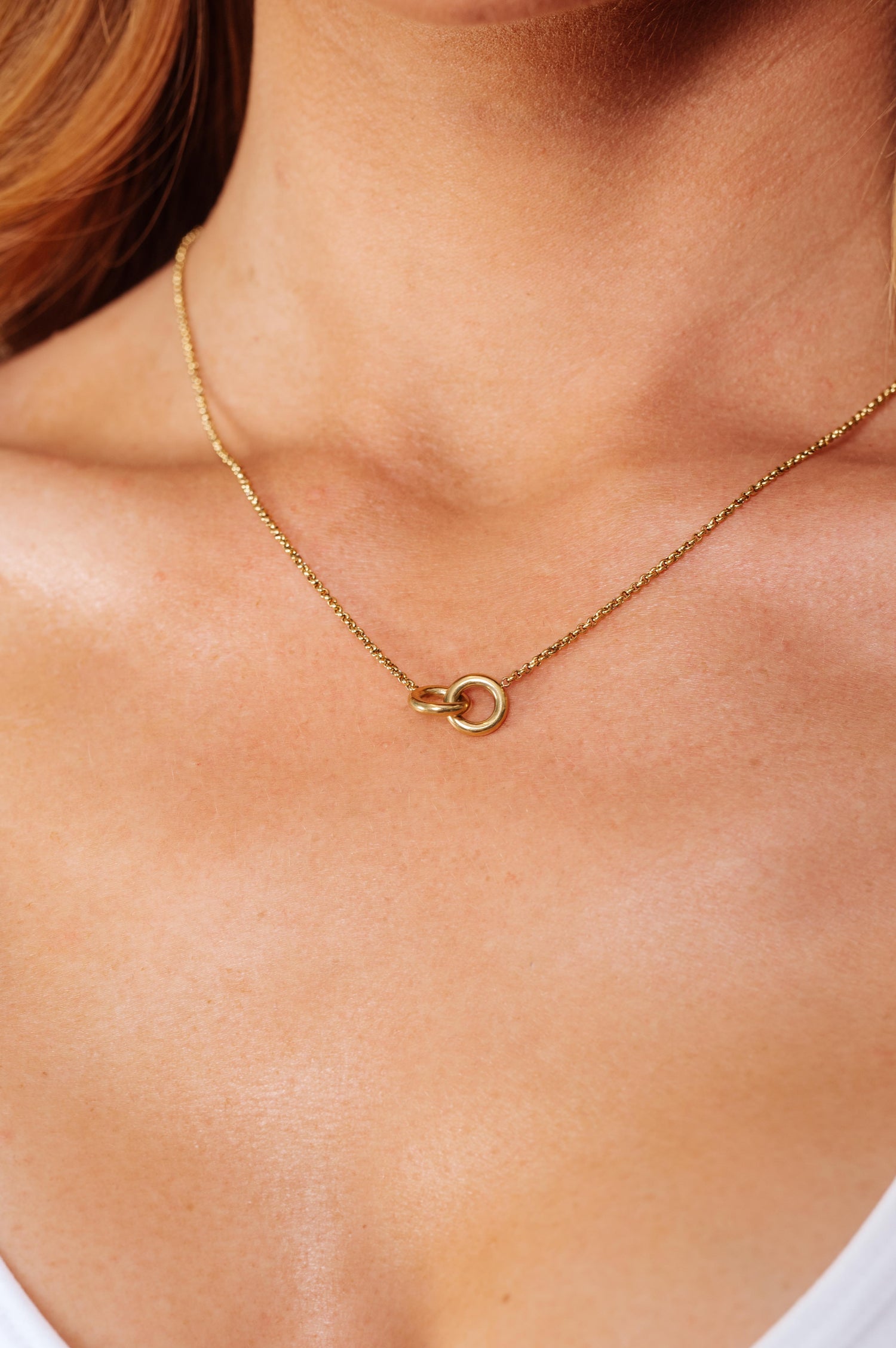 Get twice the style with the Two is Better Than One Necklace! This gold plated necklace comes in a 40cm length with a 2.5" extender for a personalized fit. Made of titanium steel, it features a trendy rope chain and a lobster clasp. Upgrade your accessory game and stand out in the crowd!&nbsp;