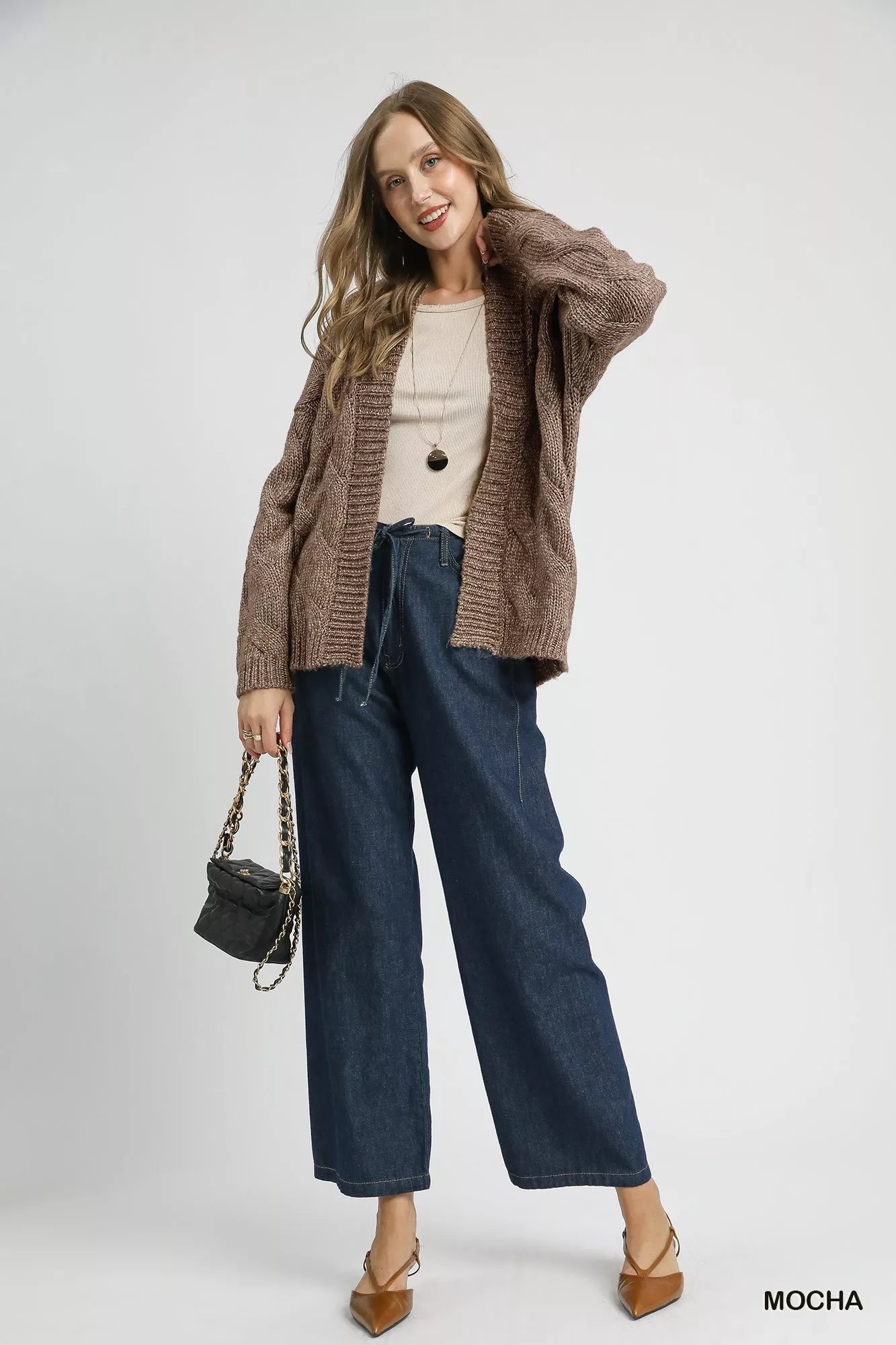 acf9806b-77d2-4d1d-8c79-f19f280dbe9a-Max-Origin