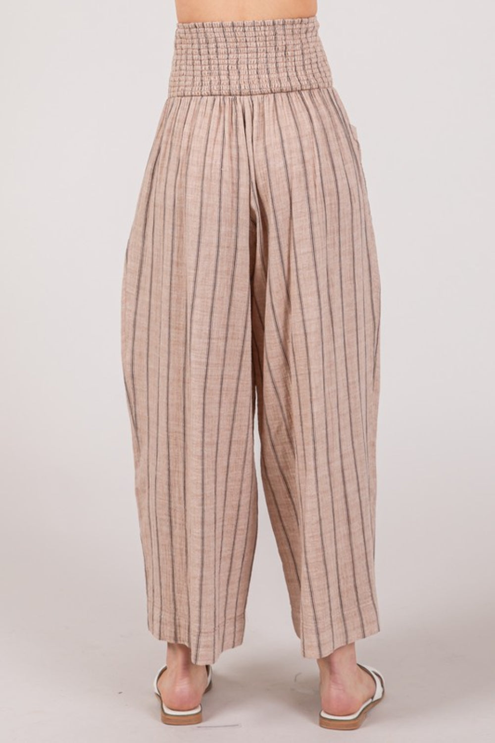 The Cotton Gauze Wash Stripe Pants are a comfortable and stylish choice for a casual and laid-back look. These pants feature a breathable cotton gauze fabric with a washed stripe pattern, adding a touch of texture and interest to your outfit. 