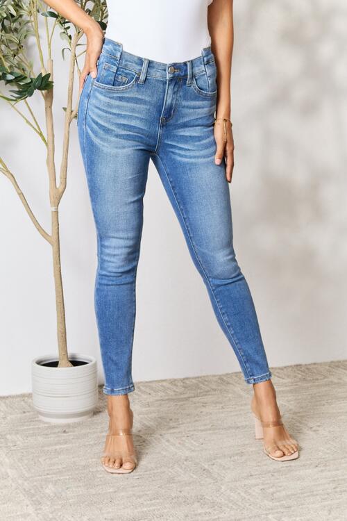 These jeans are a versatile addition to any wardrobe, offering a trendy and modern silhouette. The cropped length adds a touch of femininity, making them perfect for pairing with statement heels or casual sneakers. 0 - 15
