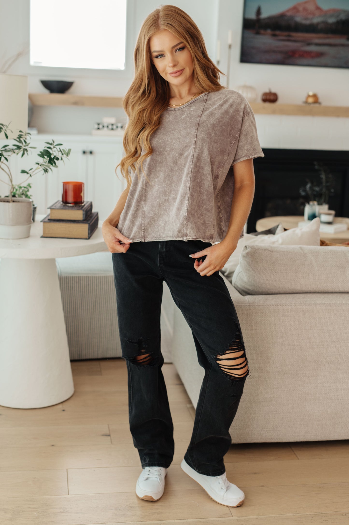 Soak up all the good vibes with our Here for the Vibes Mineral Wash Spliced Tee. It features a mineral washed v-neckline and dolman sleeve for a comfortable fit, complemented by contour seams, a boxy crop and raw rolled hem. Enjoy the feel-good vibes with this tee! S- 3X