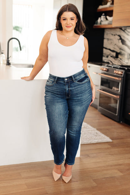 The London Boyfriend Jeans are your go to for any event life throws at ya! Made from a stretchy medium wash denim, it's hard to go wrong. Featuring a mid-rise waist with a five pocket cut, zipper fly and a loose fit-slightly tapered leg that cuffs, these classic jeans are going to become a closet staple.