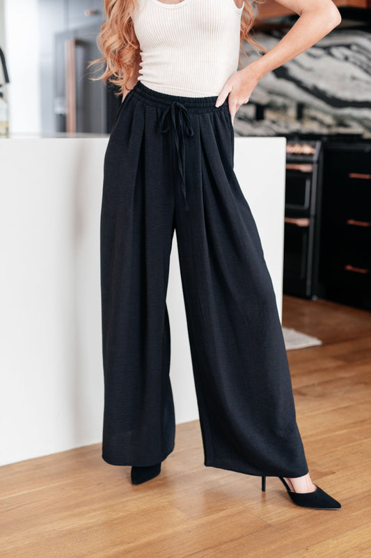 These gorgeous Send it On Wide Leg Pants feature a crinkle woven fabric, a cased elastic waistband, a functional drawstring, and flattering front pleats - for a stylish wide leg silhouette. Perfect for any occasion, these pants promise serious comfort and the trendiest looks this season!S - 3X