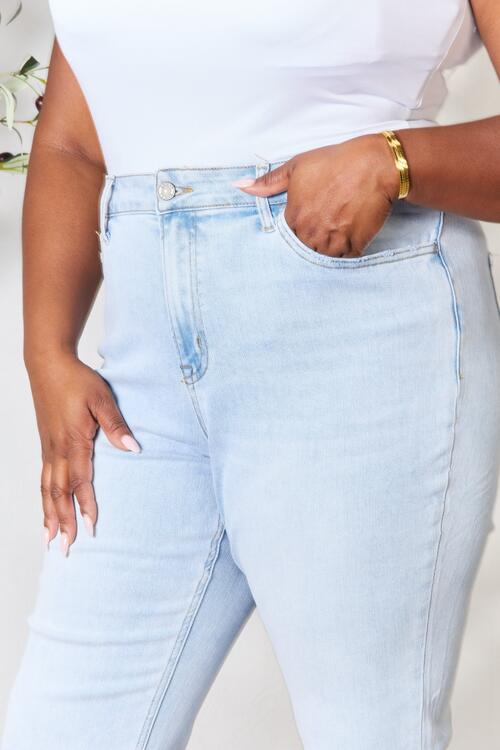 High waist straight jeans are a classic and flattering option that elongates the legs and highlights the waistline, creating a polished and sophisticated look. These jeans provide a versatile and timeless style, perfect for pairing with tucked-in tops or cropped sweaters for a chic and put-together outfit. 0 - Plus